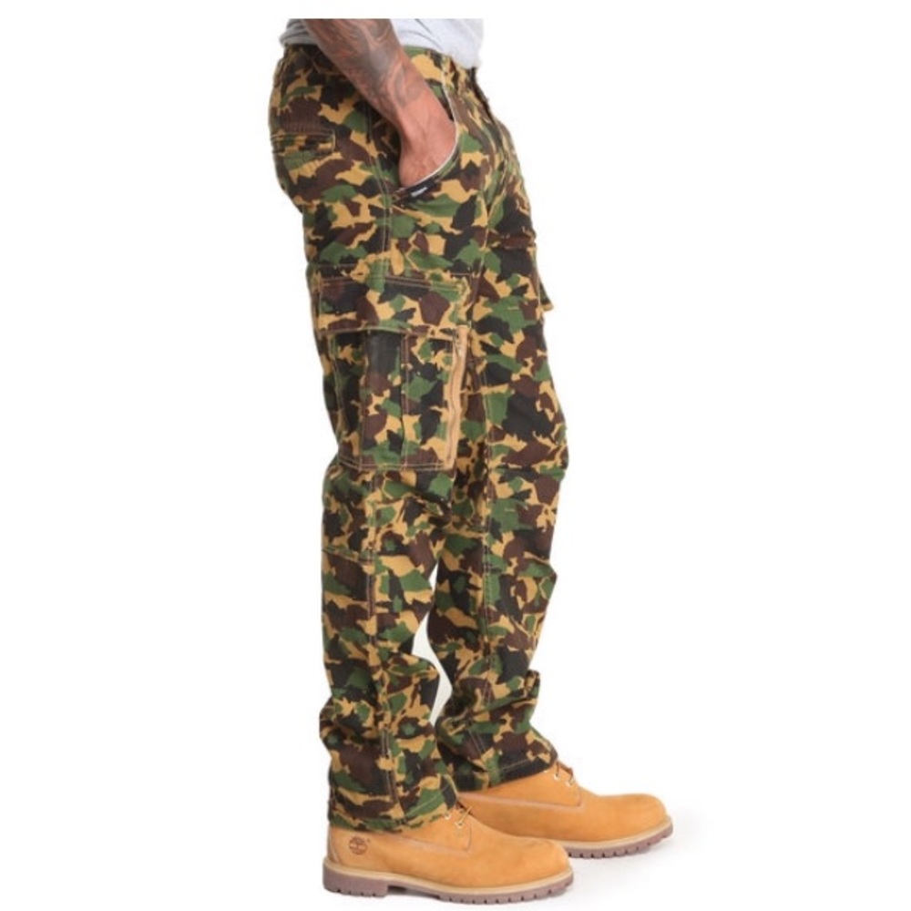 ROCAWEAR Camo Roc Battalion Cargo Pants
